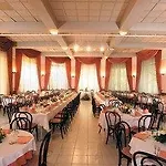 Salus Hotel 3*