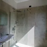 Salus Hotel 3*