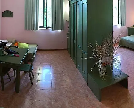 Salus Hotel 3*